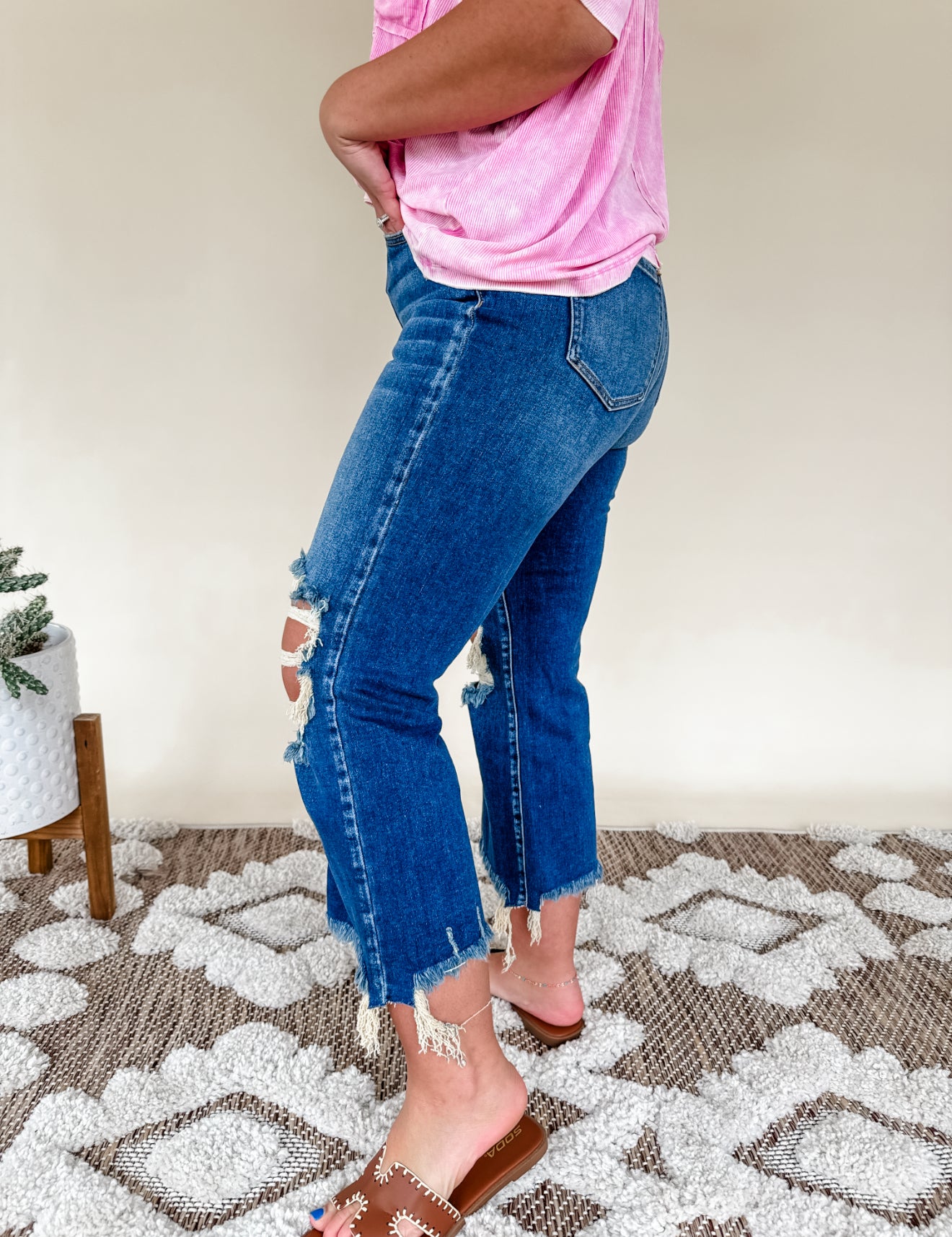 Emerson Distressed Jeans