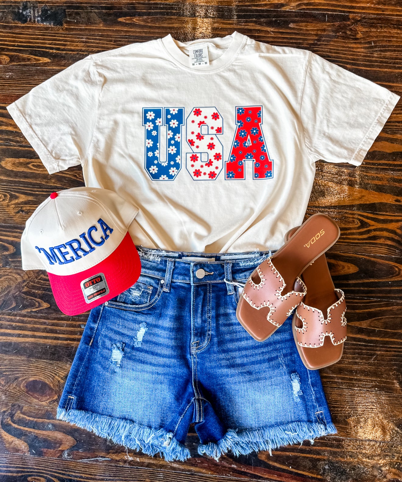 Floral Retro Usa Tee