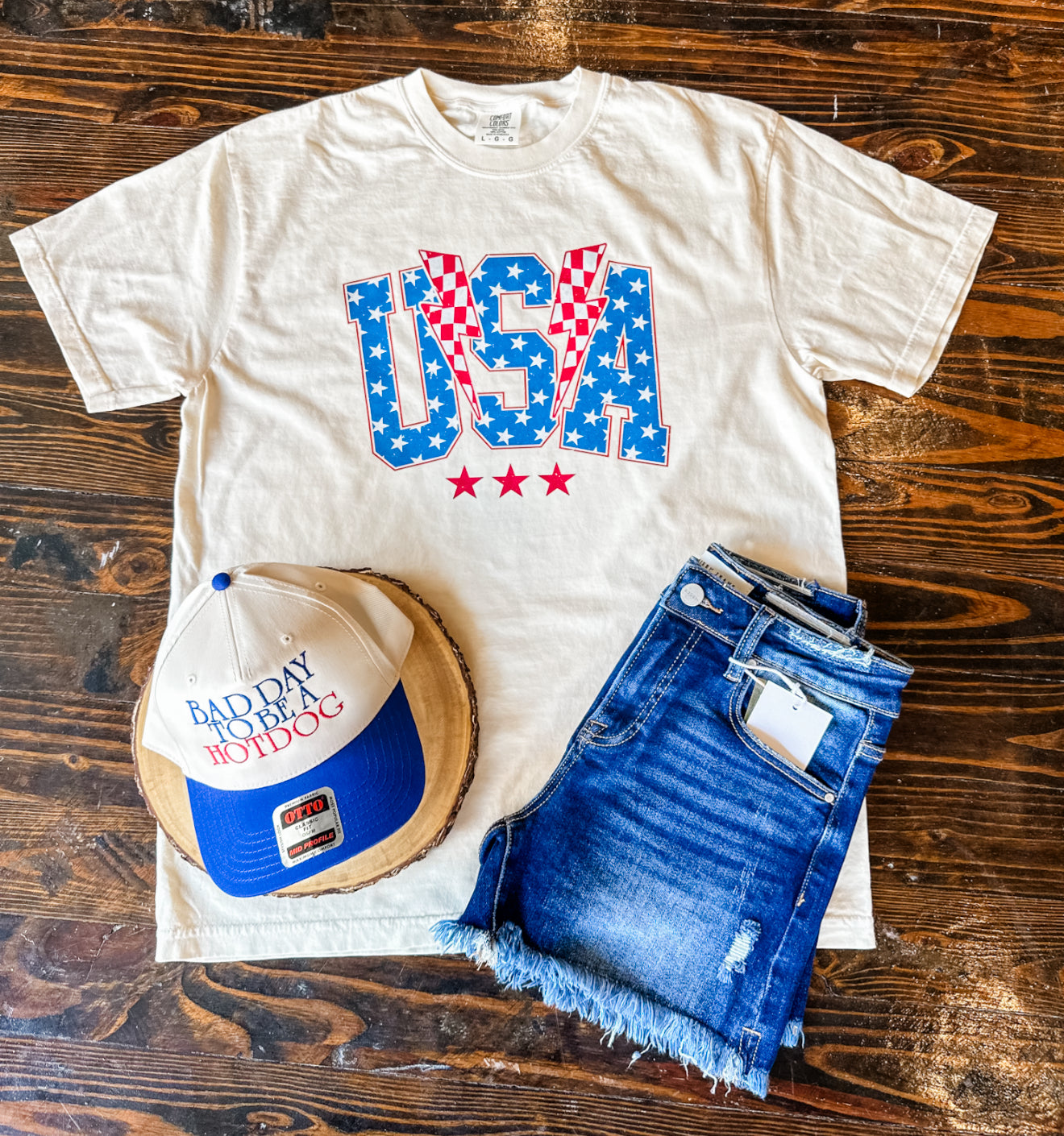 Usa Retro Lightning Bolt Tee
