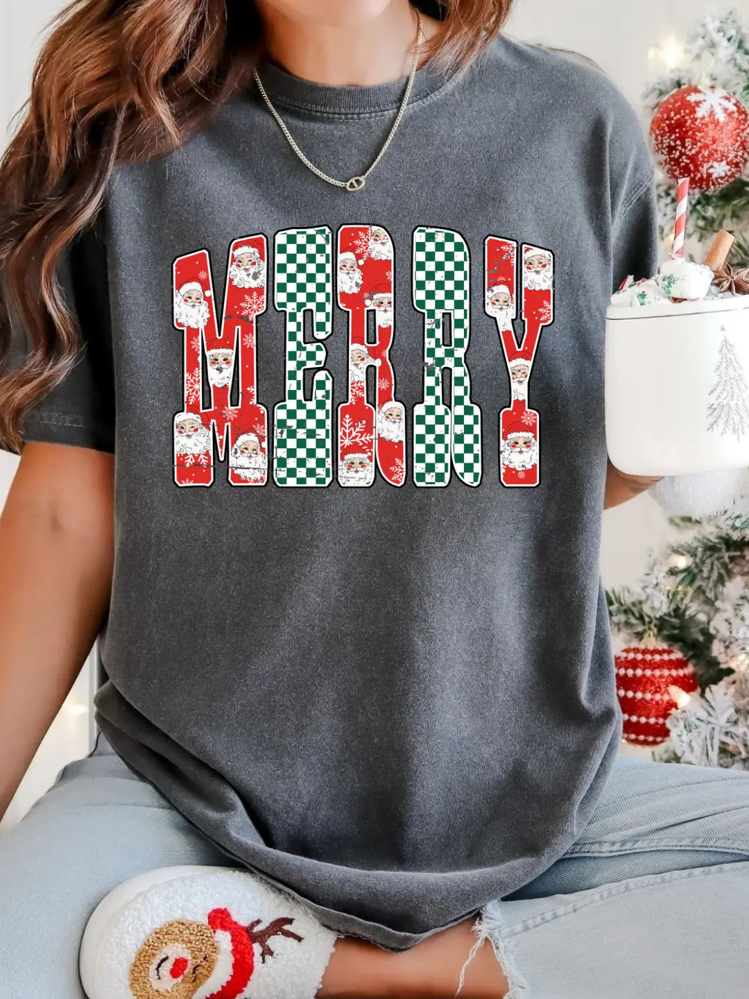 Retro Merry Graphic Tee/Crew