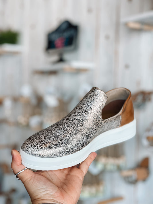 Diba True Youthful Shoe