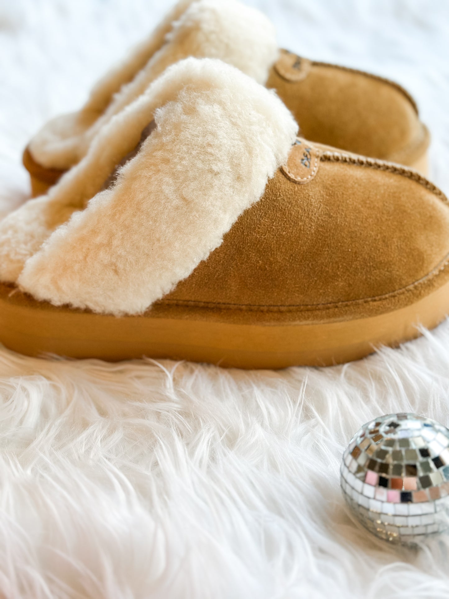 BearPaw Retro Loki Platform Slipper