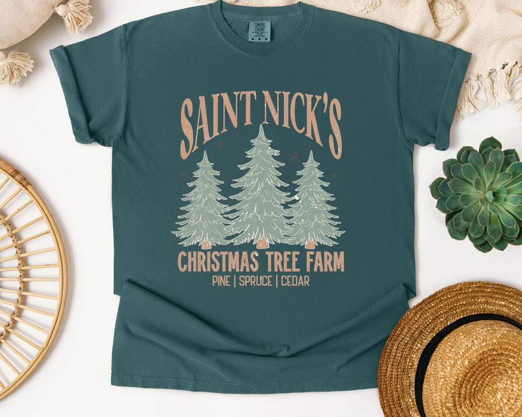 St. Nicks Christmas Farm Graphic Tee/Crew