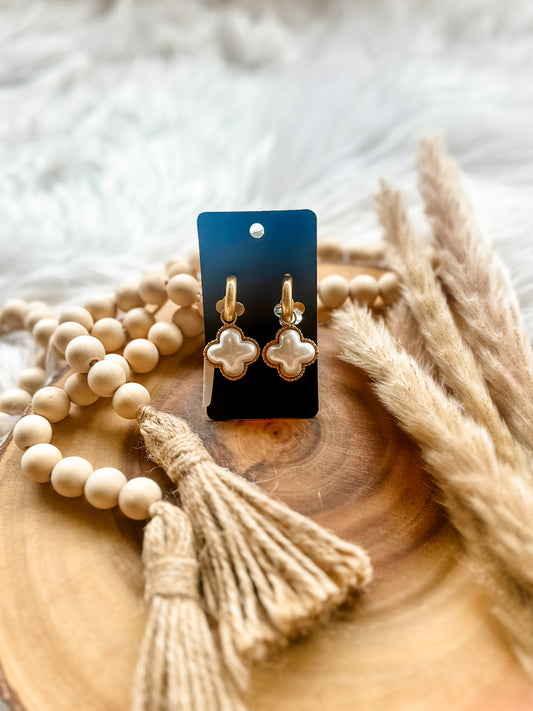 Callie Clover Earring