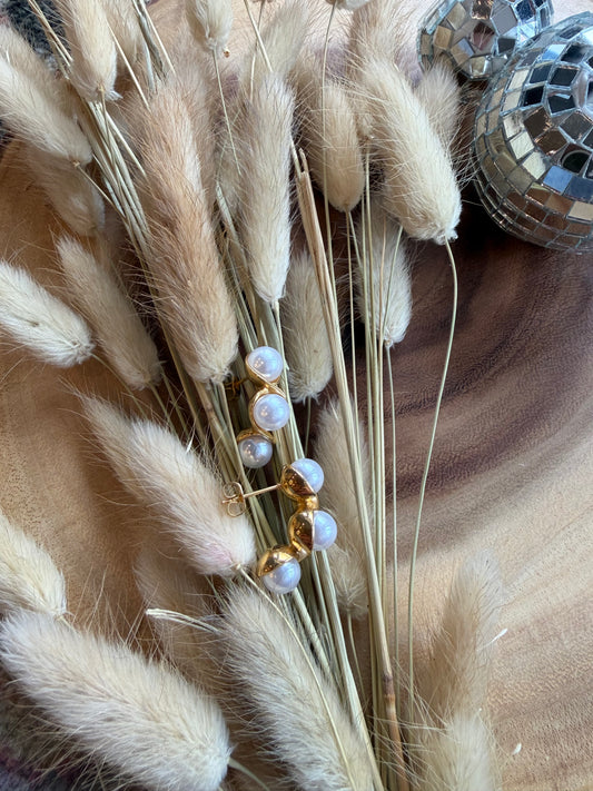 Pearl Column Drop Earings