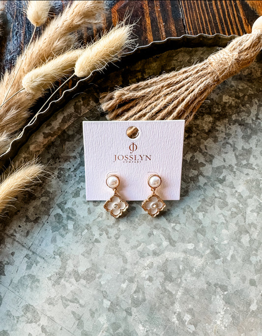 White Bloom Pearl Earrings