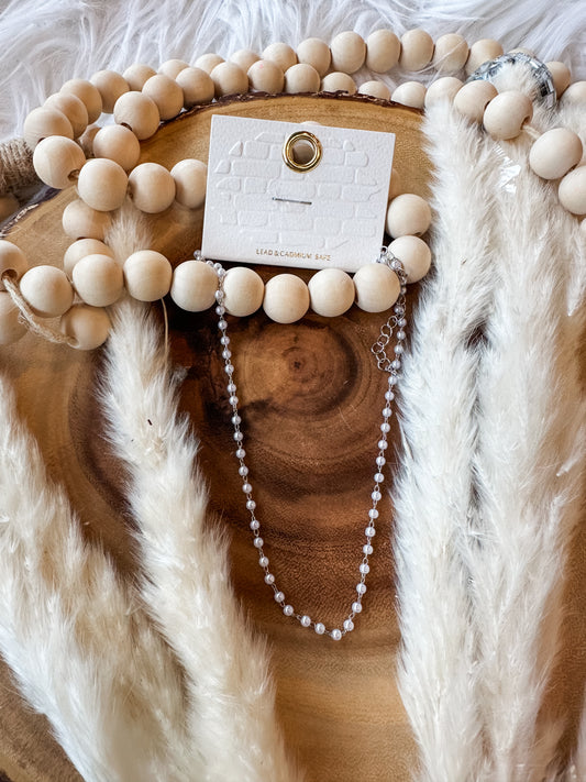Dainty Pearl Necklace