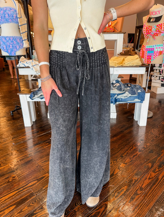 Black Pintuck Wide Leg Pants