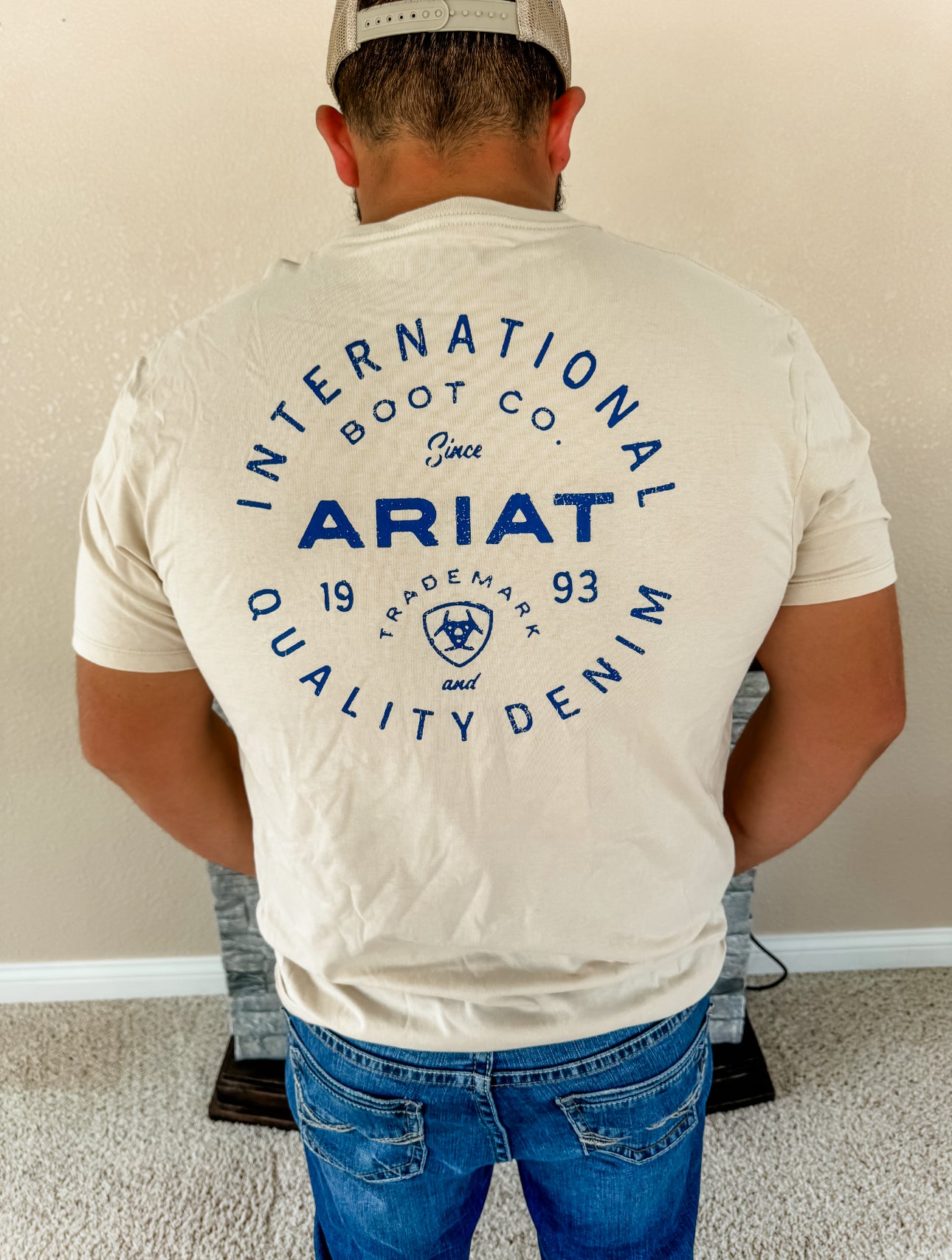 Men’s Ariat Stamped Tee