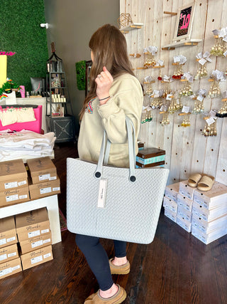Carrie Versa Tote
