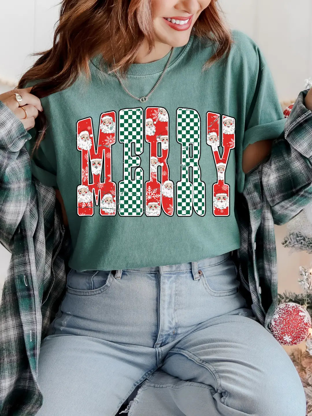 Retro Merry Graphic Tee/Crew