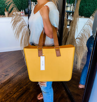 Carrie Versa Tote
